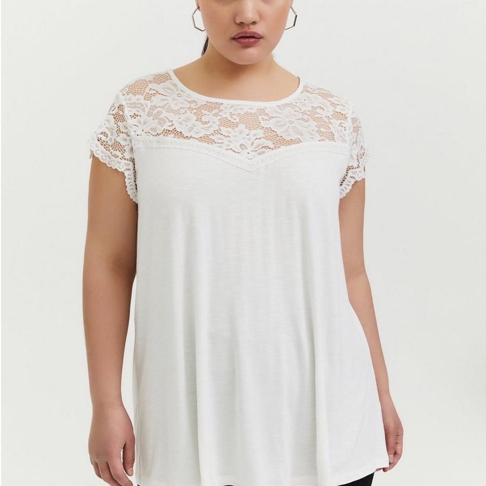 Torrid size 1 super soft lace top